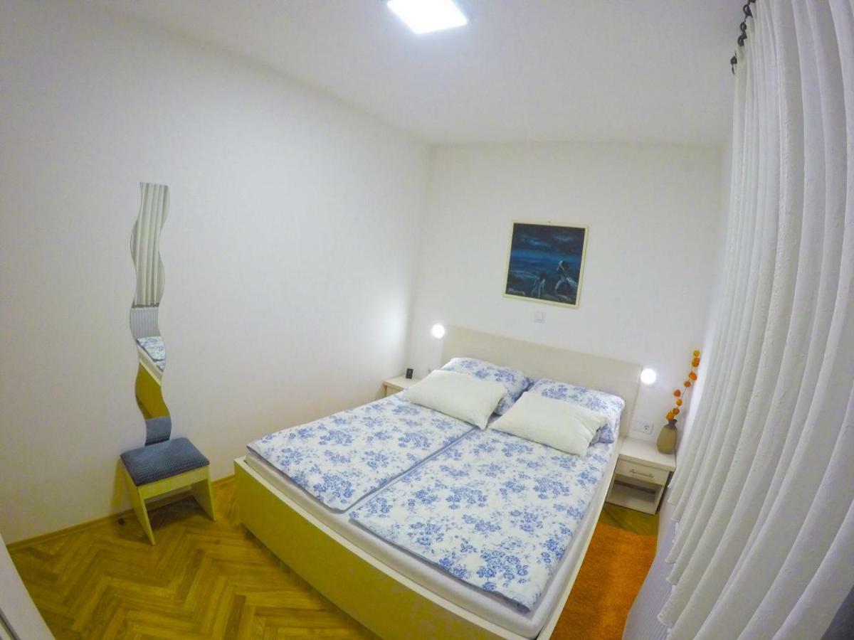 Apartmani Oletic 4* Sveti Martin Na Muri Extérieur photo