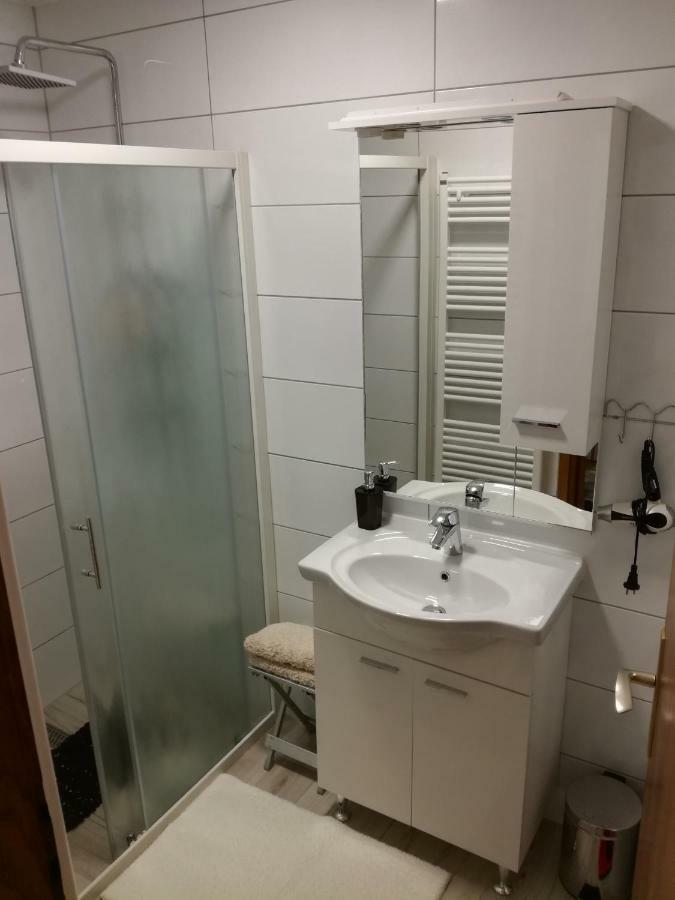 Apartmani Oletic 4* Sveti Martin Na Muri Extérieur photo